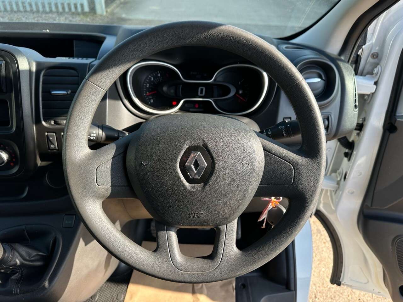 2021 RENAULT TRAFIC 2021 RENAULT TRAFIC