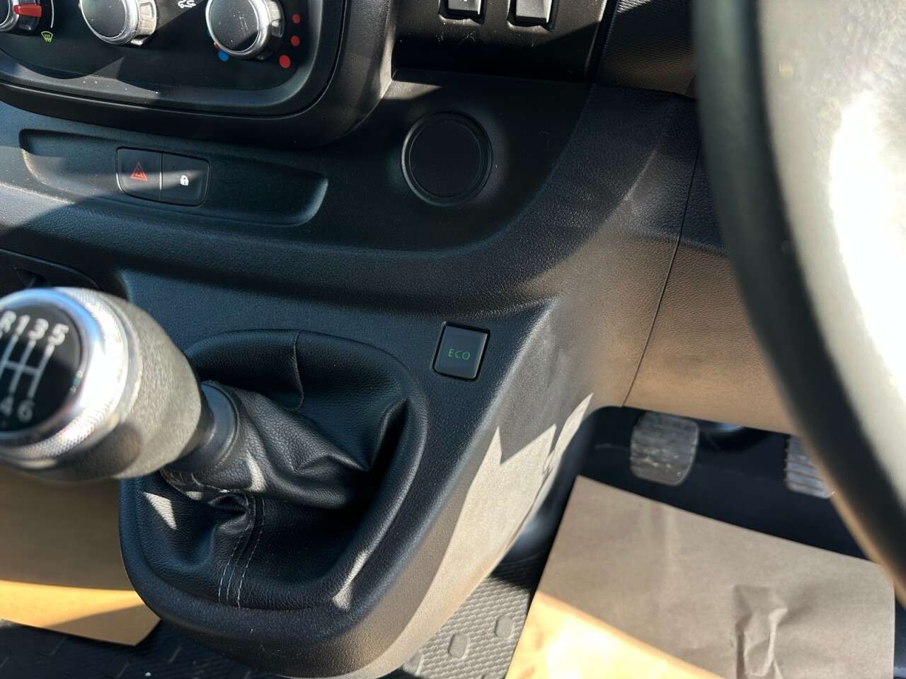 2021 RENAULT TRAFIC 2021 RENAULT TRAFIC