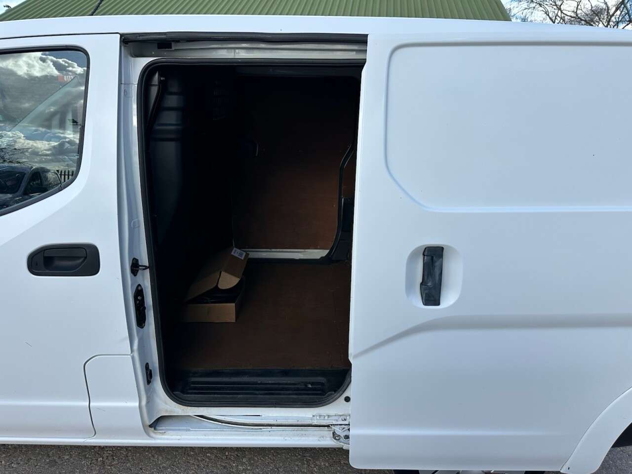 2015 NISSAN E-NV200 2015 NISSAN E-NV200