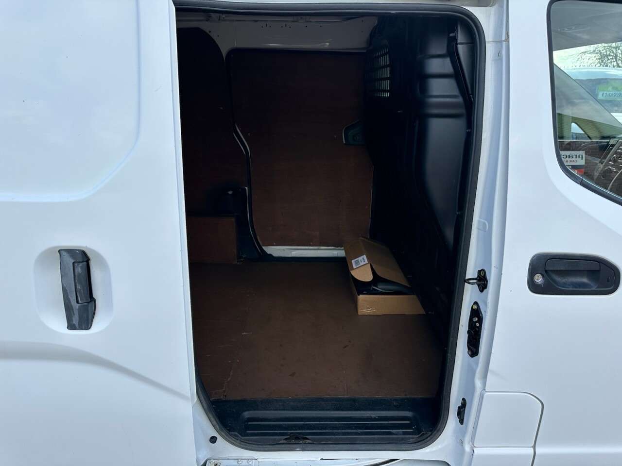 2015 NISSAN E-NV200 2015 NISSAN E-NV200