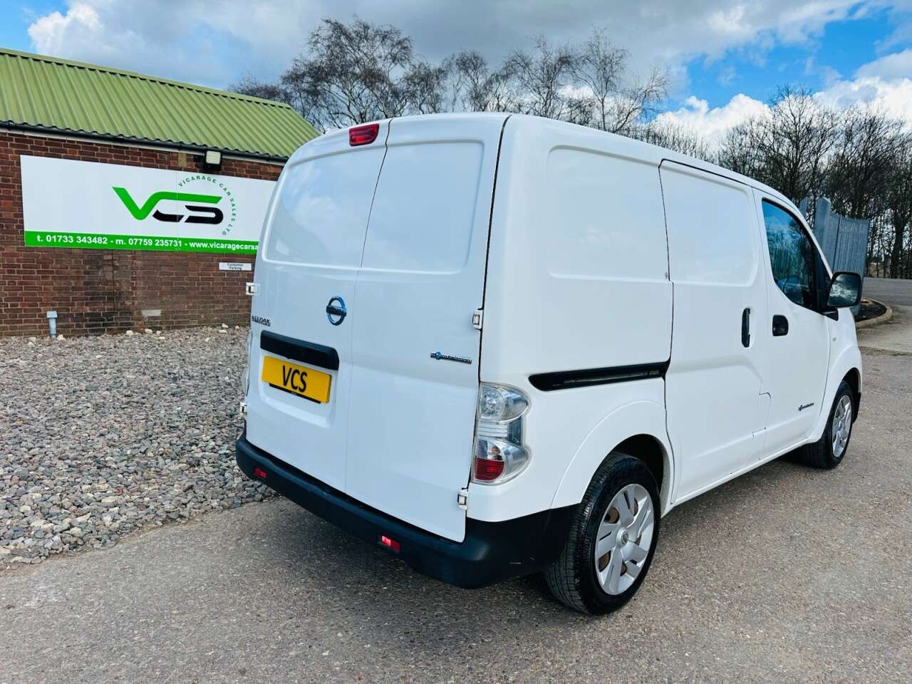 2015 NISSAN E-NV200 2015 NISSAN E-NV200