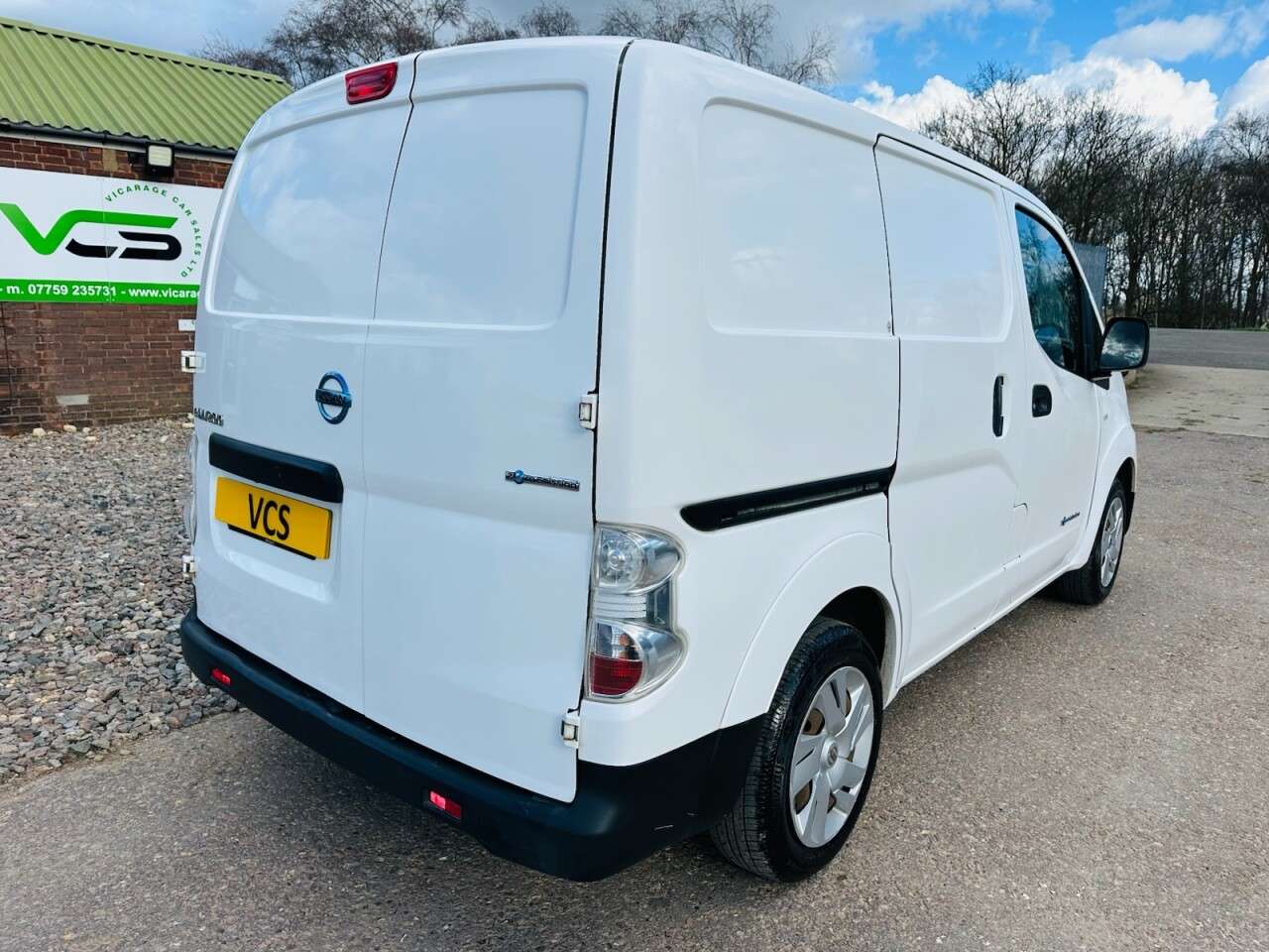 2015 NISSAN E-NV200 2015 NISSAN E-NV200