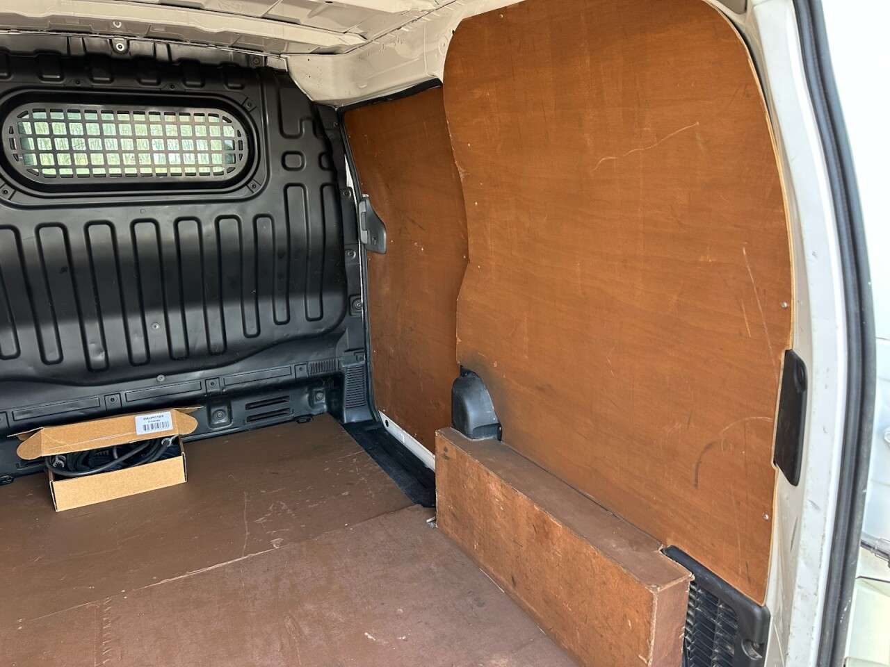 2015 NISSAN E-NV200 2015 NISSAN E-NV200