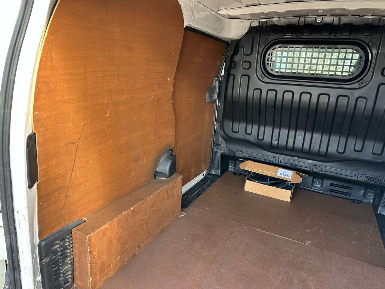 2015 NISSAN E-NV200 2015 NISSAN E-NV200