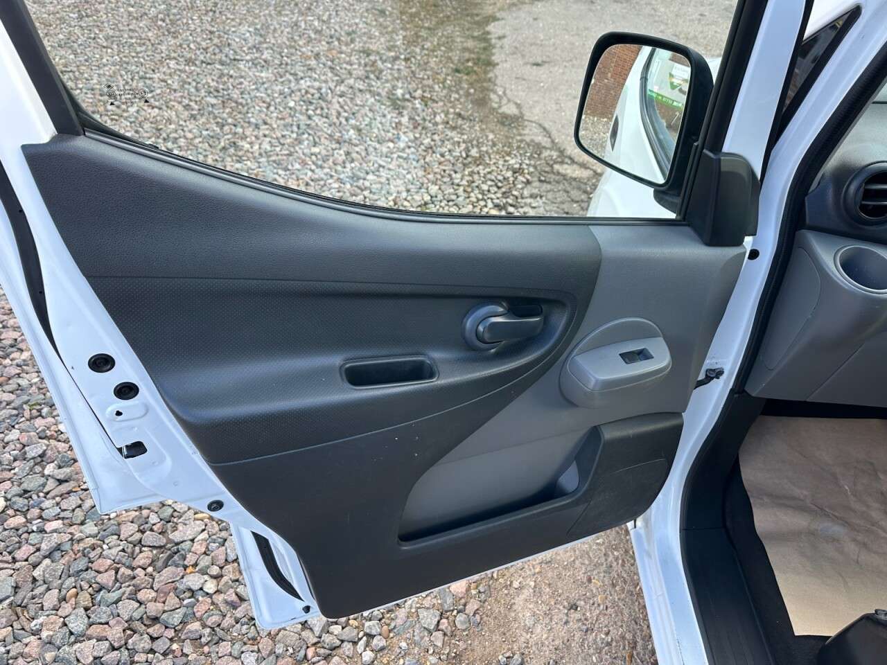 2015 NISSAN E-NV200 2015 NISSAN E-NV200