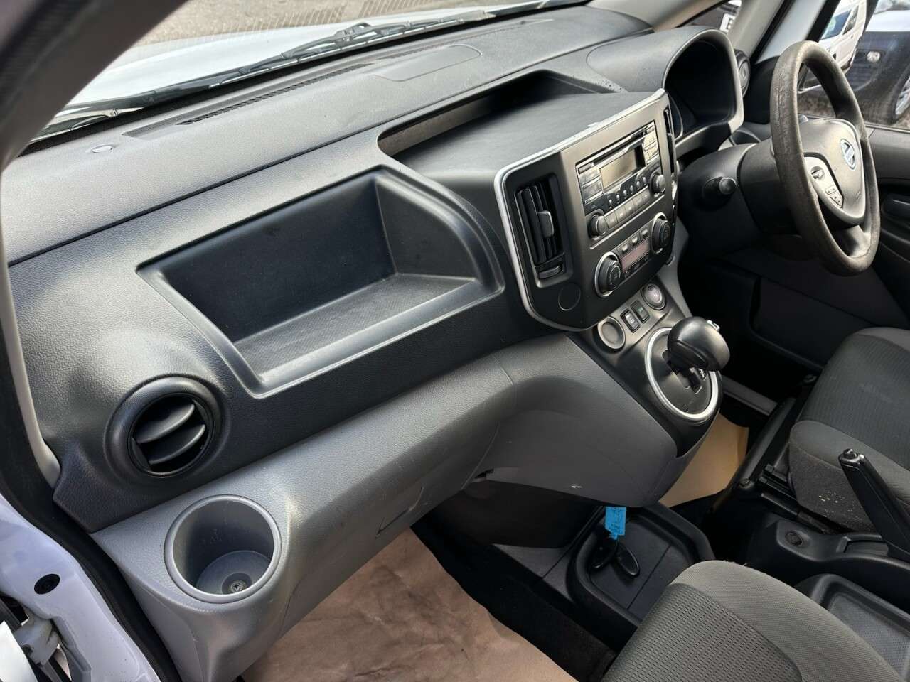 2015 NISSAN E-NV200 2015 NISSAN E-NV200