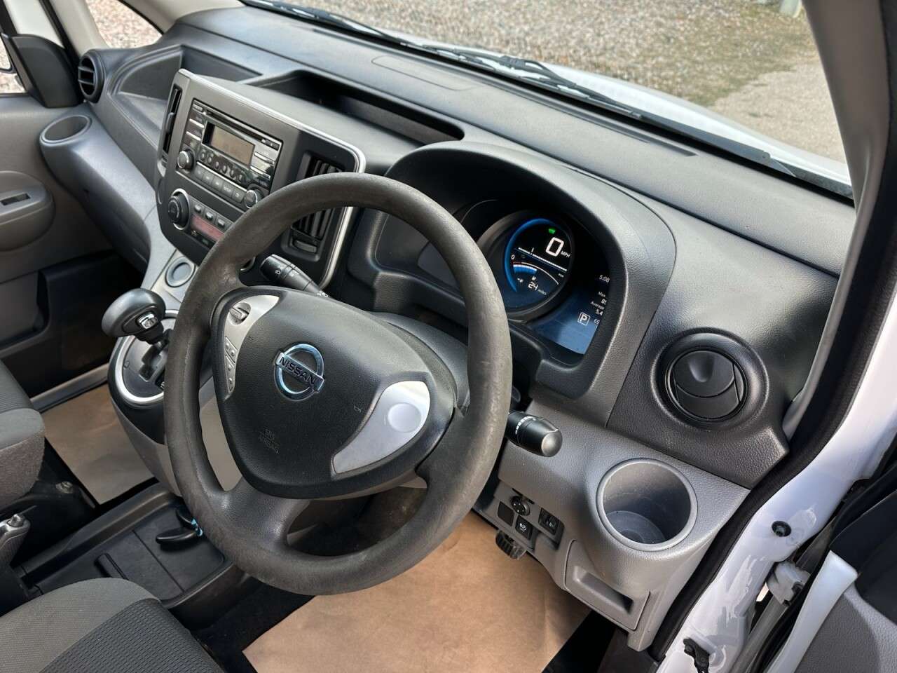 2015 NISSAN E-NV200 2015 NISSAN E-NV200