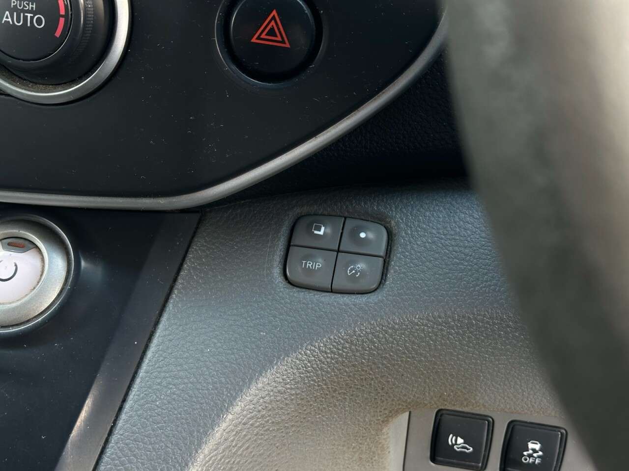 2015 NISSAN E-NV200 2015 NISSAN E-NV200