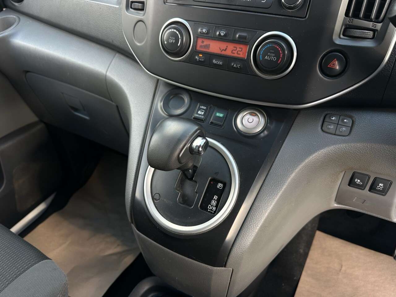 2015 NISSAN E-NV200 2015 NISSAN E-NV200