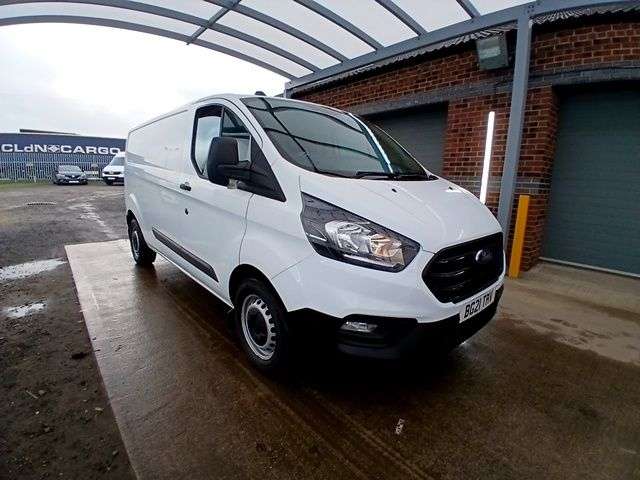 A 2021 FORD TRANSIT CUSTOM 2.0 320 EcoBlue Leader Panel Van 5dr Diesel Manual L2 H1 Euro 6 (s/s) (105 A 2021 FORD TRANSIT CUSTOM 2.0 320 EcoBlue Leader Panel Van 5dr Diesel Manual L2 H1 Euro 6 (s/s) (105