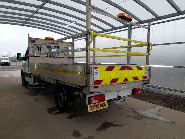 A 2021 MERCEDES-BENZ SPRINTER 2.0 315 CDI Progressive Chassis Cab 2dr Diesel Manual RWD L3 Euro 6 (s/s) ( A 2021 MERCEDES-BENZ SPRINTER 2.0 315 CDI Progressive Chassis Cab 2dr Diesel Manual RWD L3 Euro 6 (s/s) (