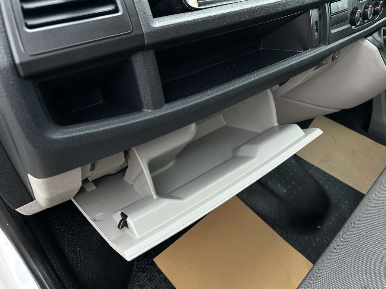 2019 VOLKSWAGEN TRANSPORTER 2019 VOLKSWAGEN TRANSPORTER
