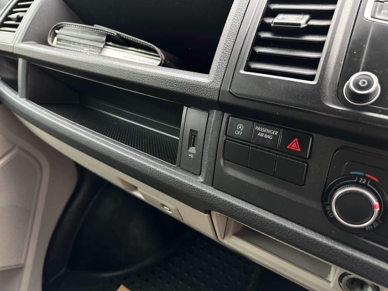 2019 VOLKSWAGEN TRANSPORTER 2019 VOLKSWAGEN TRANSPORTER