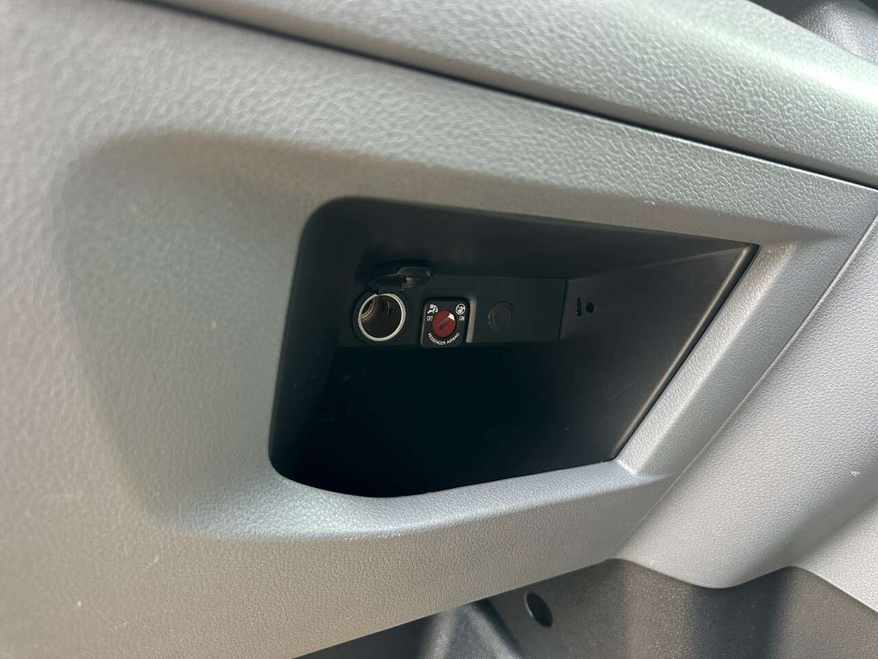 2019 PEUGEOT EXPERT 2019 PEUGEOT EXPERT