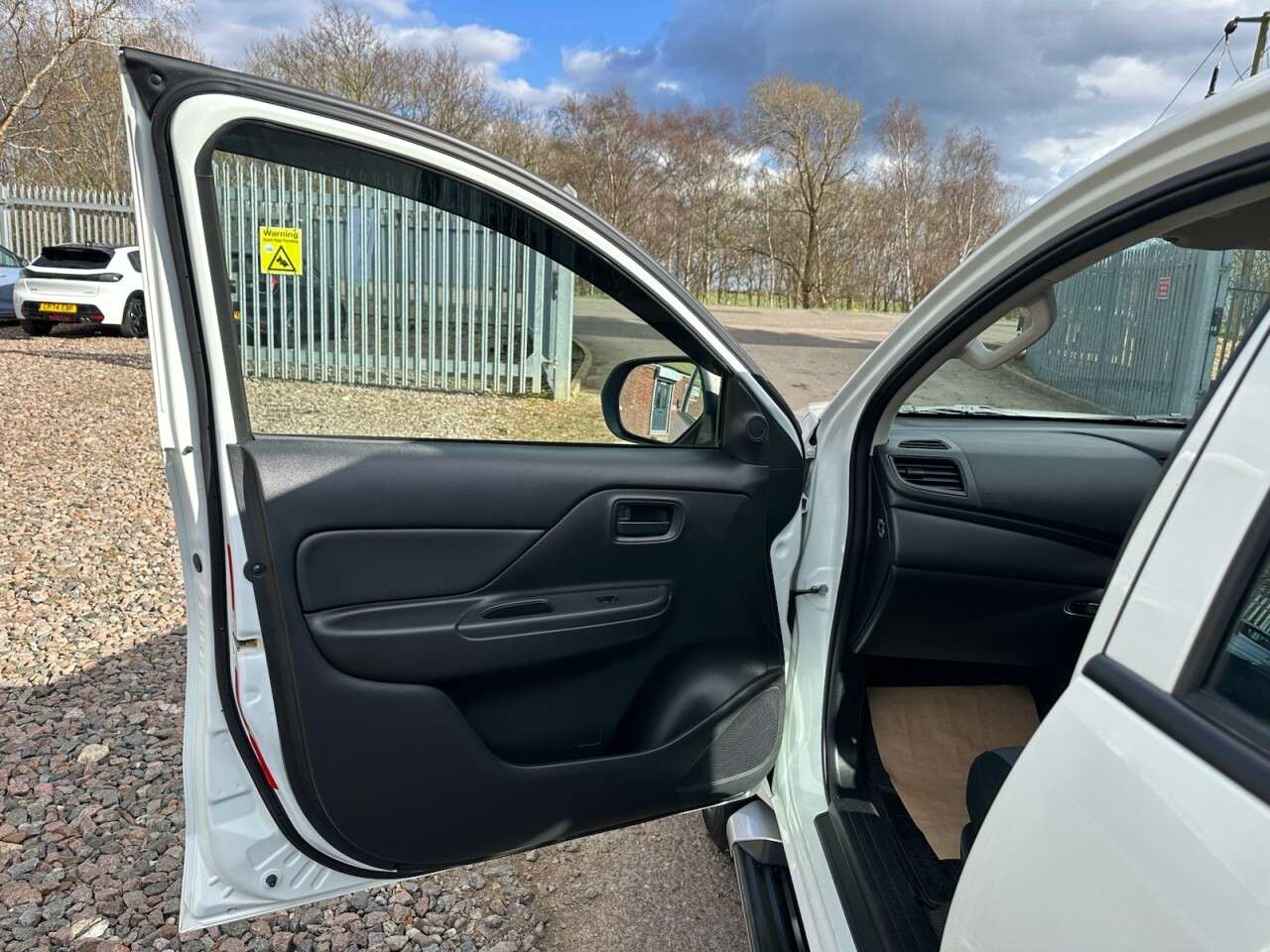 2020 MITSUBISHI L200 2020 MITSUBISHI L200