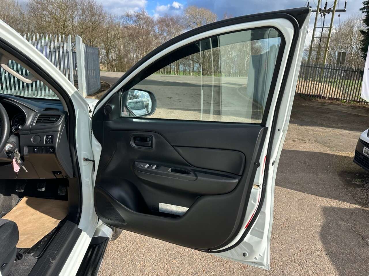 2020 MITSUBISHI L200 2020 MITSUBISHI L200