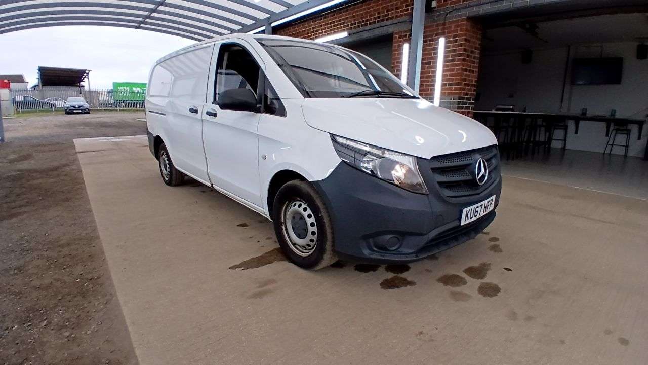 A 2017 MERCEDES-BENZ VITO 1.6 111 CDI Panel Van 6dr Diesel Manual FWD L2 Euro 6 (114 ps) A 2017 MERCEDES-BENZ VITO 1.6 111 CDI Panel Van 6dr Diesel Manual FWD L2 Euro 6 (114 ps)