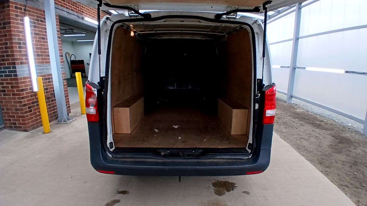 A 2017 MERCEDES-BENZ VITO 1.6 111 CDI Panel Van 6dr Diesel Manual FWD L2 Euro 6 (114 ps) A 2017 MERCEDES-BENZ VITO 1.6 111 CDI Panel Van 6dr Diesel Manual FWD L2 Euro 6 (114 ps)