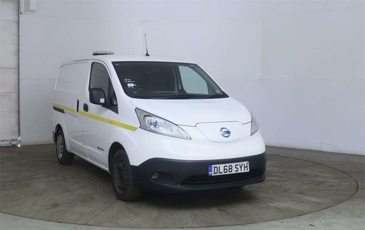A 2019 NISSAN E-NV200 40kWh Acenta Panel Van 5dr Electric Auto SWB (Quick Charge) (109 ps) A 2019 NISSAN E-NV200 40kWh Acenta Panel Van 5dr Electric Auto SWB (Quick Charge) (109 ps)