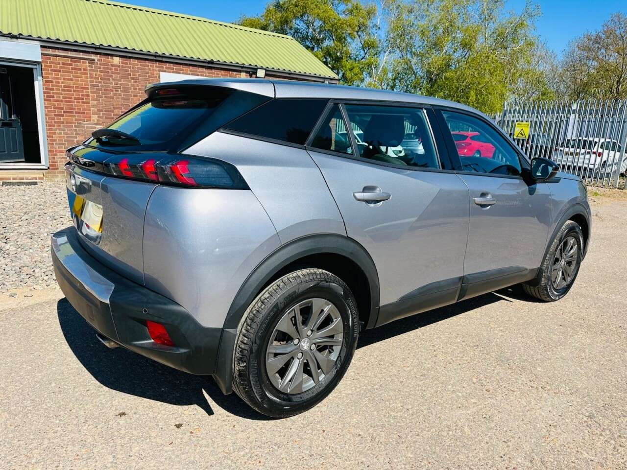 2022 PEUGEOT 2008 2022 PEUGEOT 2008