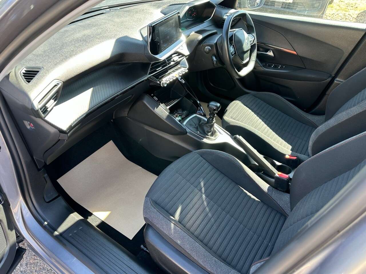 2022 PEUGEOT 2008 2022 PEUGEOT 2008