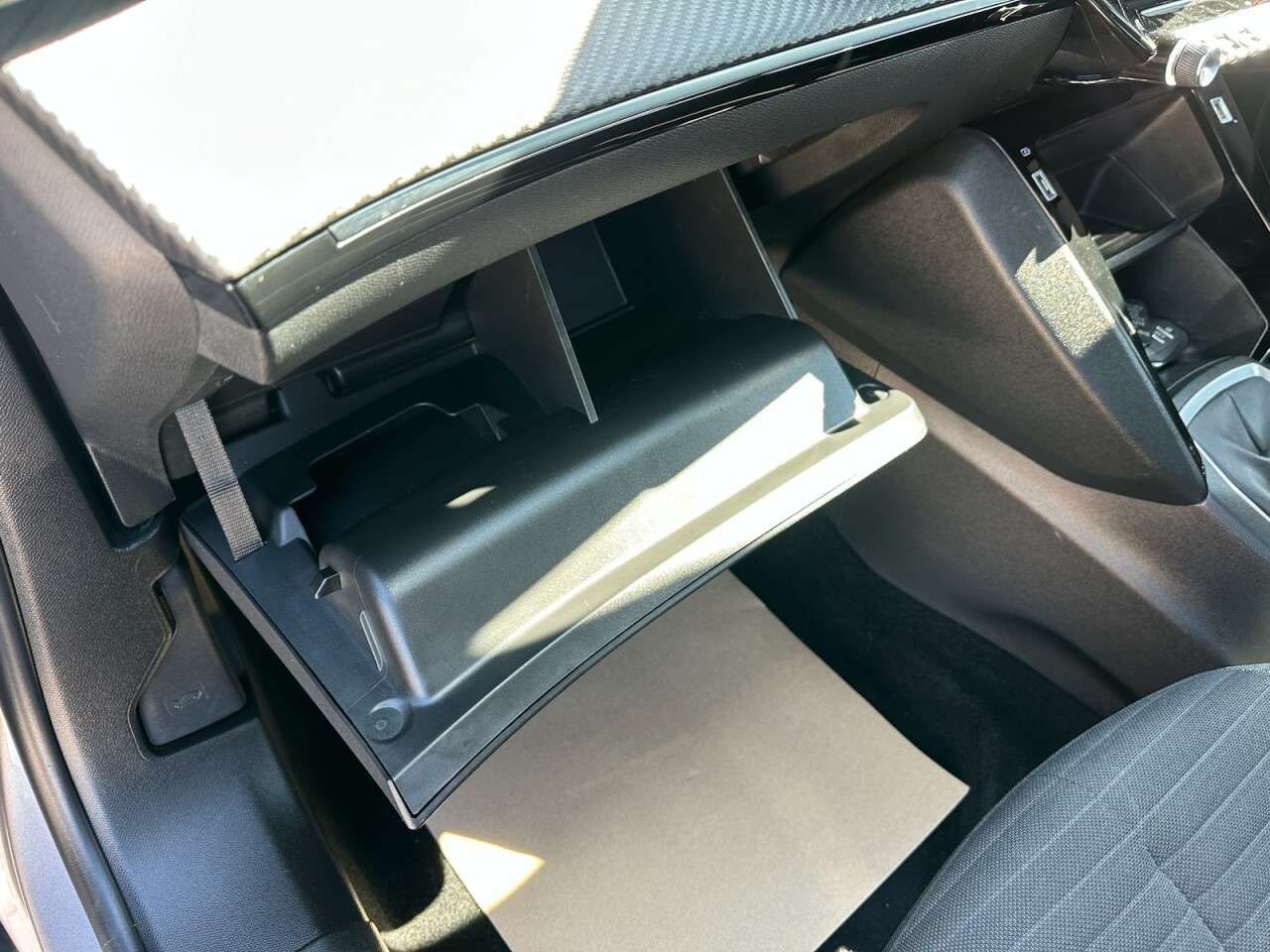 2022 PEUGEOT 2008 2022 PEUGEOT 2008