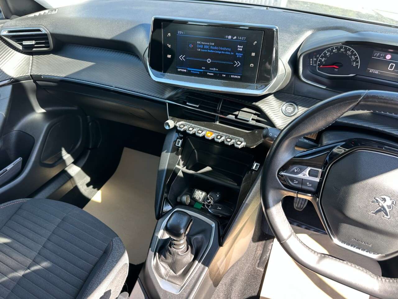 2022 PEUGEOT 2008 2022 PEUGEOT 2008