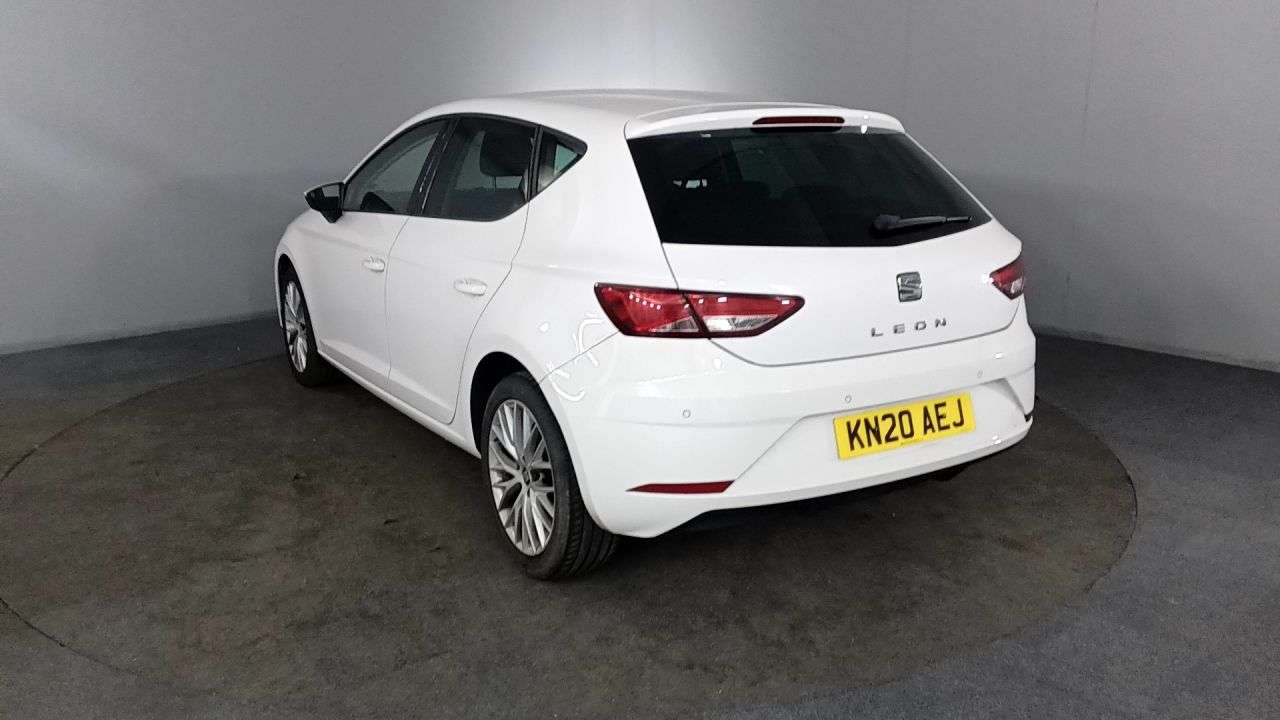 A 2020 SEAT LEON 1.6 TDI SE Dynamic Hatchback 5dr Diesel Manual Euro 6 (s/s) (115 ps) A 2020 SEAT LEON 1.6 TDI SE Dynamic Hatchback 5dr Diesel Manual Euro 6 (s/s) (115 ps)