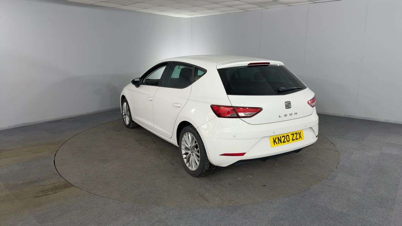 A 2020 SEAT LEON 1.6 TDI SE Dynamic Hatchback 5dr Diesel Manual Euro 6 (s/s) (115 ps) A 2020 SEAT LEON 1.6 TDI SE Dynamic Hatchback 5dr Diesel Manual Euro 6 (s/s) (115 ps)