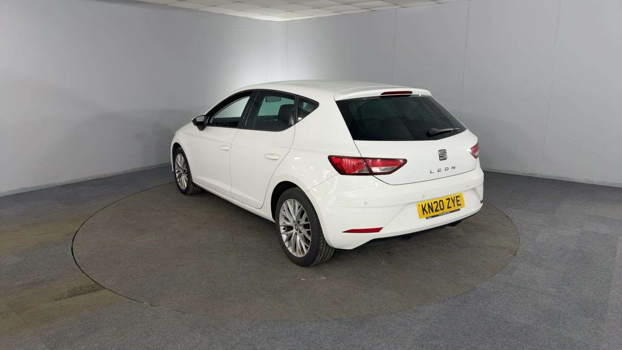 A 2020 SEAT LEON 1.6 TDI SE Dynamic Hatchback 5dr Diesel Manual Euro 6 (s/s) (115 ps) A 2020 SEAT LEON 1.6 TDI SE Dynamic Hatchback 5dr Diesel Manual Euro 6 (s/s) (115 ps)