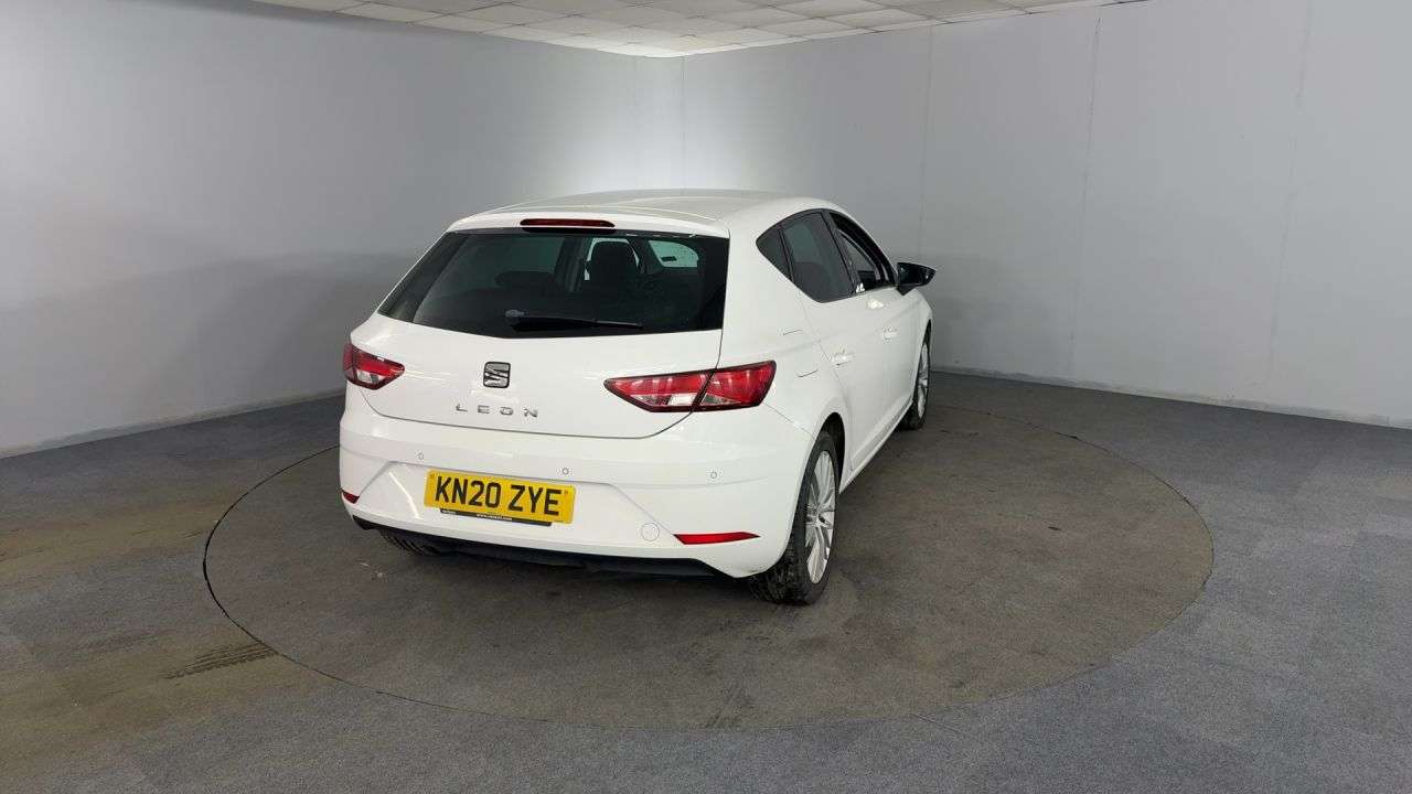 A 2020 SEAT LEON 1.6 TDI SE Dynamic Hatchback 5dr Diesel Manual Euro 6 (s/s) (115 ps) A 2020 SEAT LEON 1.6 TDI SE Dynamic Hatchback 5dr Diesel Manual Euro 6 (s/s) (115 ps)