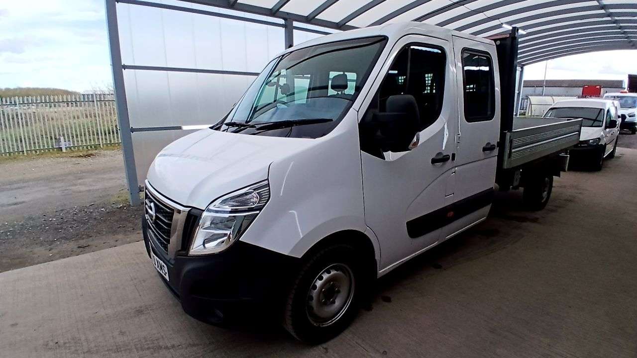 A 2021 NISSAN NV400 2.3 dCi 35 Tekna Dropside 2dr Diesel Manual FWD L3 Euro 6 (135 ps) A 2021 NISSAN NV400 2.3 dCi 35 Tekna Dropside 2dr Diesel Manual FWD L3 Euro 6 (135 ps)