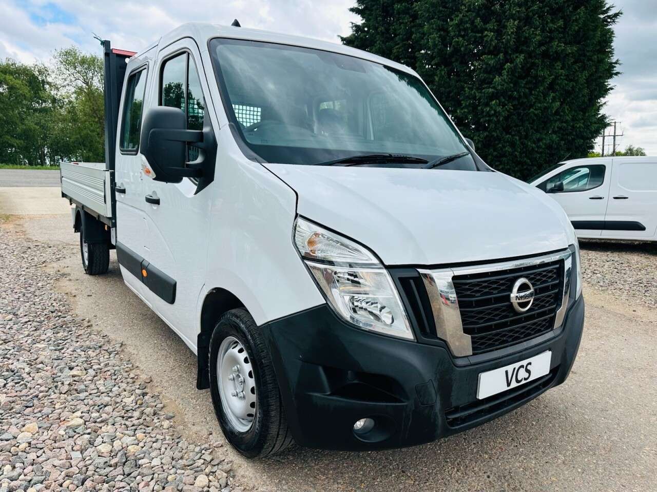 2021 NISSAN NV400 2021 NISSAN NV400