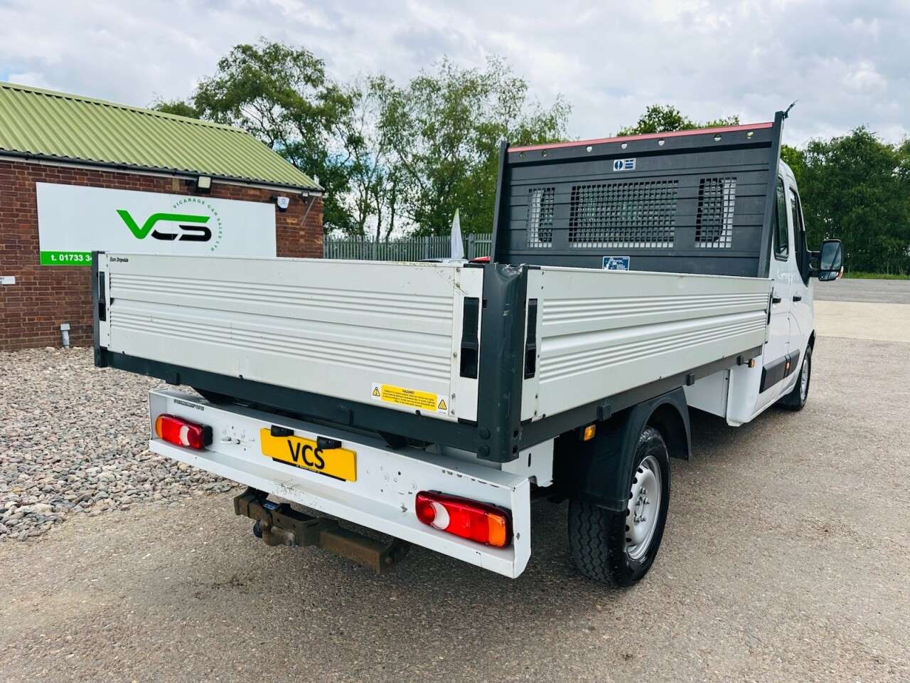 2021 NISSAN NV400 2021 NISSAN NV400