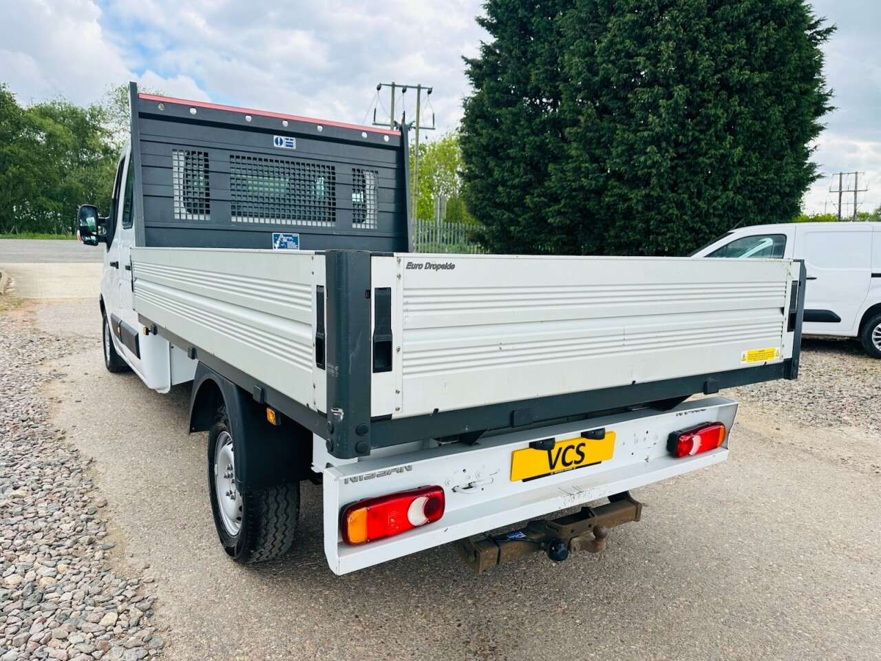 2021 NISSAN NV400 2021 NISSAN NV400