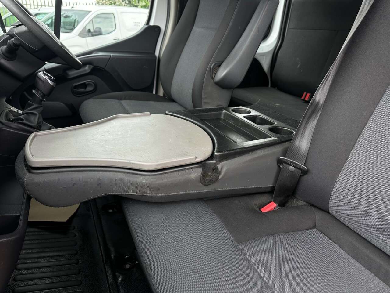 2021 NISSAN NV400 2021 NISSAN NV400