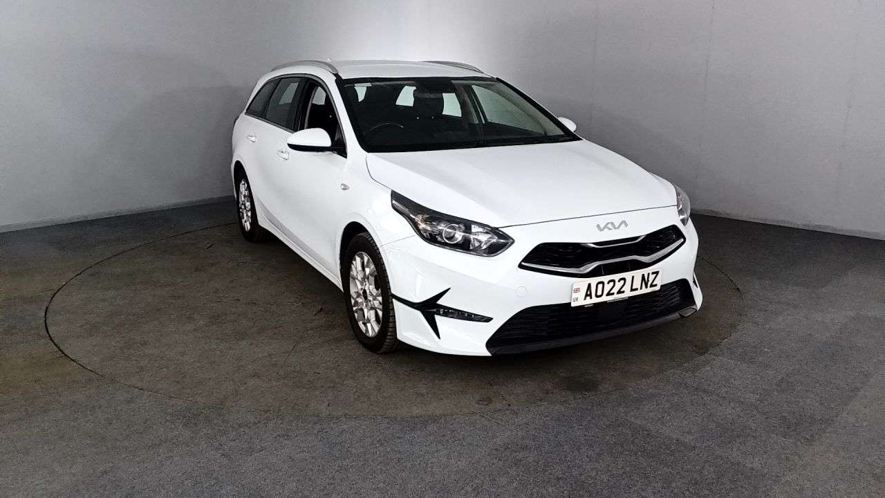 A 2022 KIA CEED 1.6 CRDi MHEV 2 NAV Sportswagon 5dr Diesel Hybrid Manual Euro 6 (s/s) (134 A 2022 KIA CEED 1.6 CRDi MHEV 2 NAV Sportswagon 5dr Diesel Hybrid Manual Euro 6 (s/s) (134