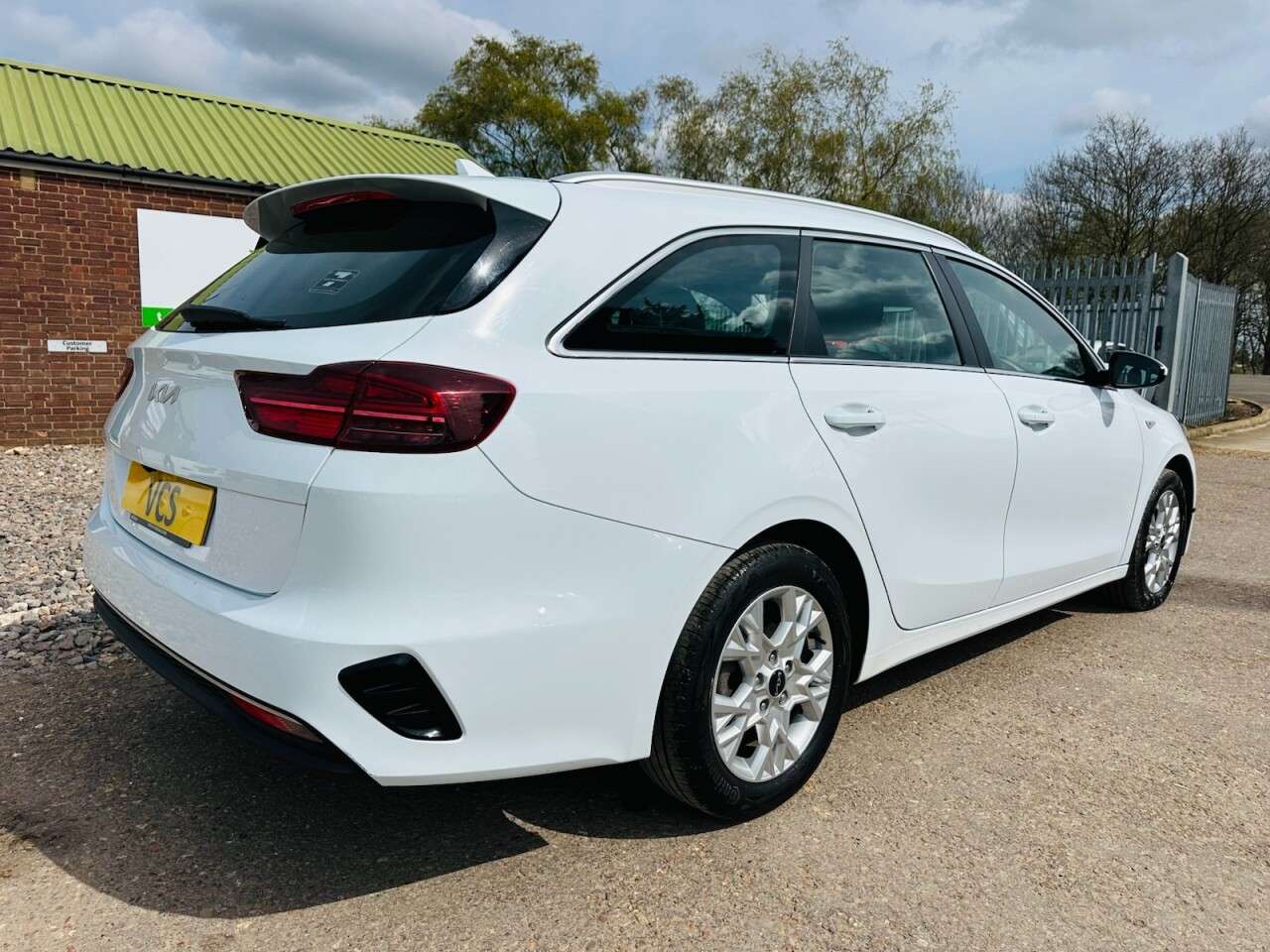 2022 KIA CEED 2022 KIA CEED