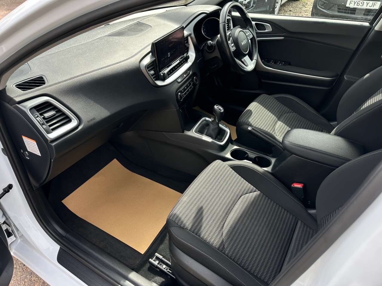 2022 KIA CEED 2022 KIA CEED