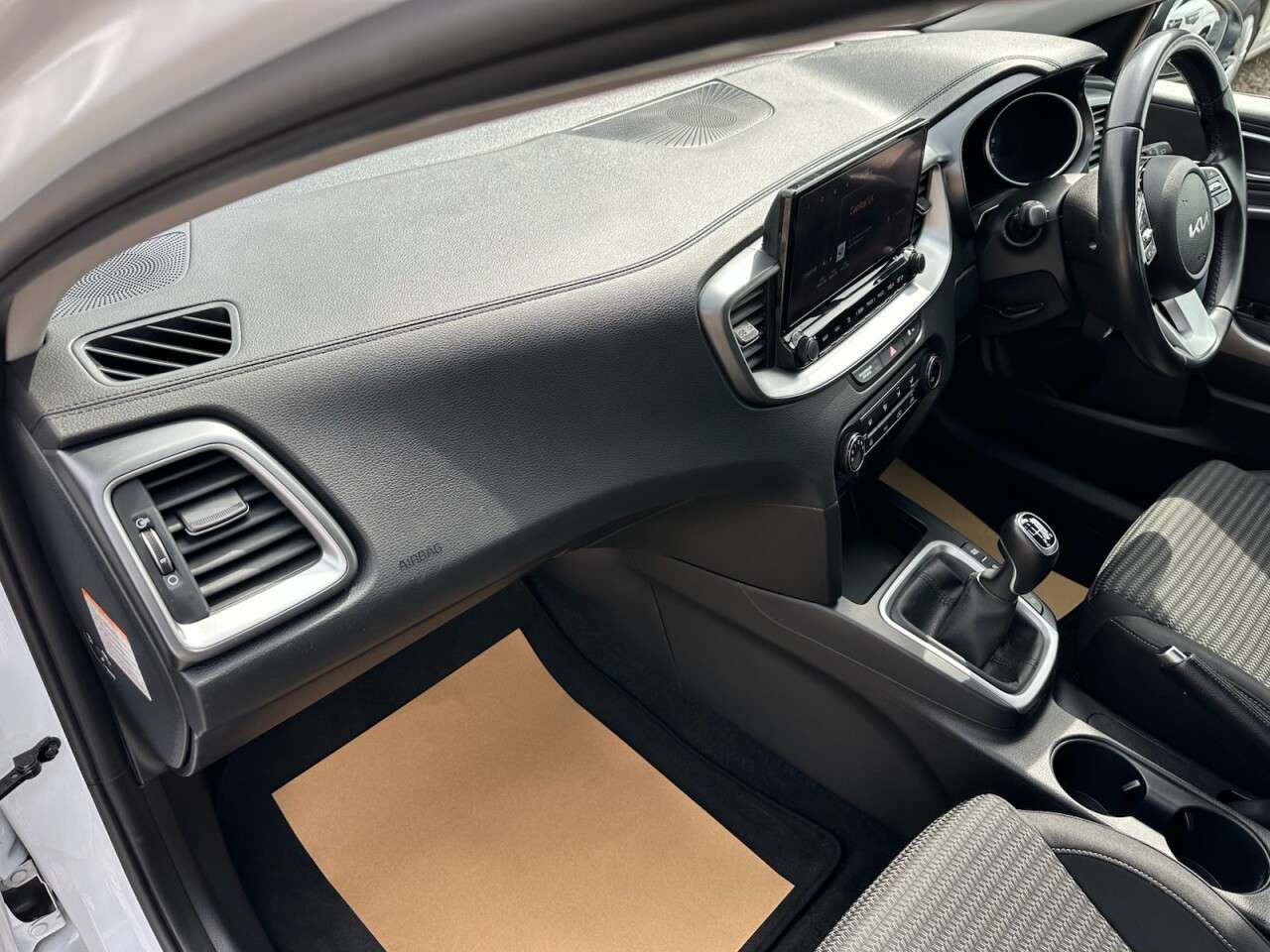 2022 KIA CEED 2022 KIA CEED