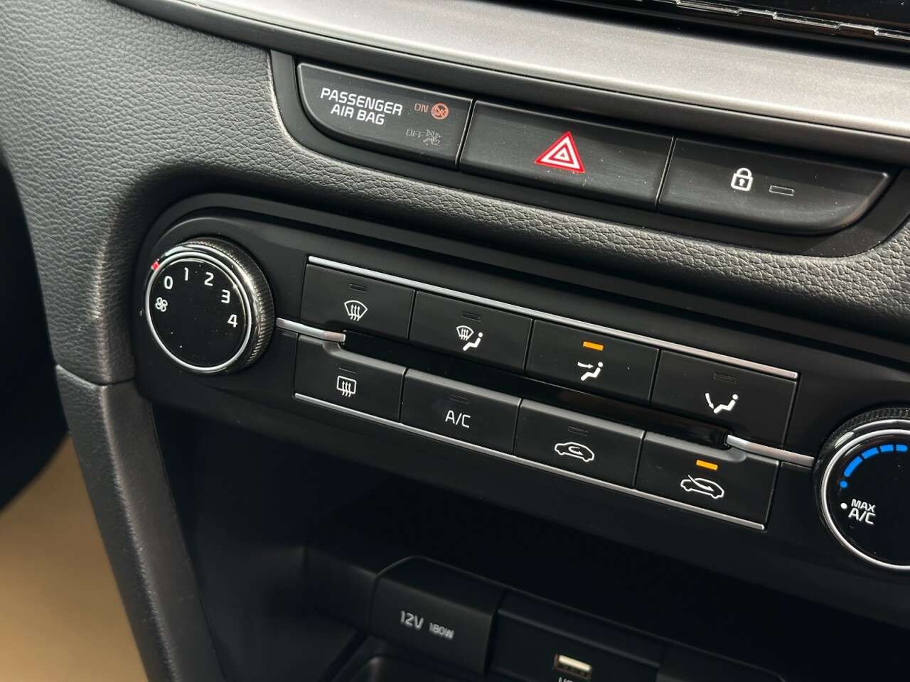 2022 KIA CEED 2022 KIA CEED