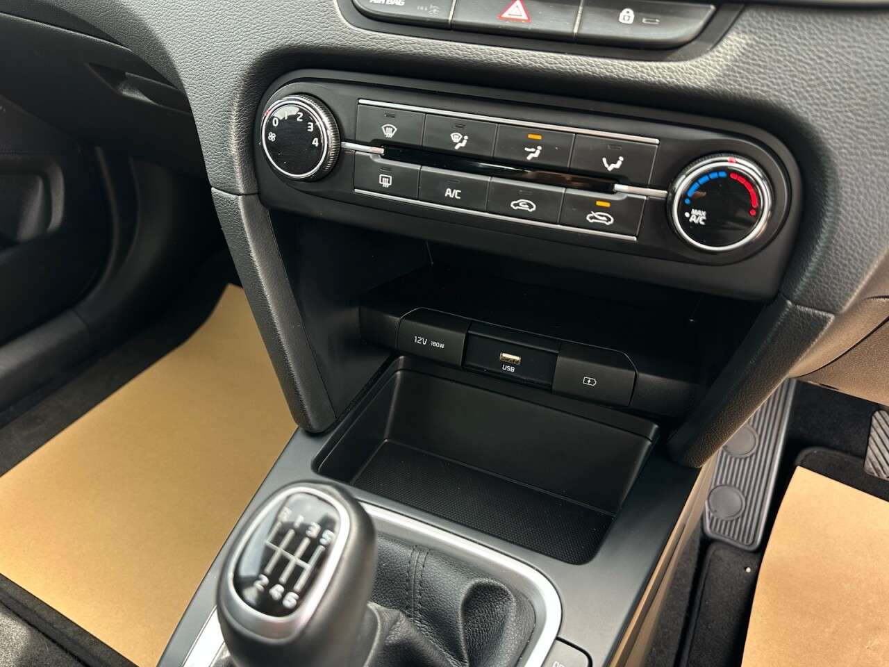 2022 KIA CEED 2022 KIA CEED