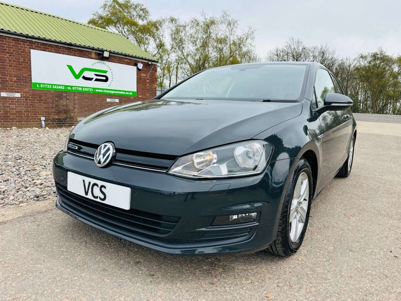 A 2016 VOLKSWAGEN GOLF 1.0 TSI Match Edition BlueMotion Hatchback 3dr Petrol Manual Euro 6 (s/s) ( A 2016 VOLKSWAGEN GOLF 1.0 TSI Match Edition BlueMotion Hatchback 3dr Petrol Manual Euro 6 (s/s) (