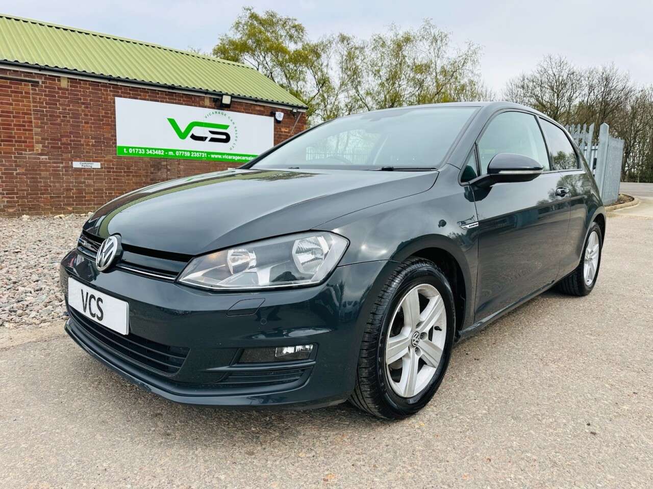 A 2016 VOLKSWAGEN GOLF 1.0 TSI Match Edition BlueMotion Hatchback 3dr Petrol Manual Euro 6 (s/s) ( A 2016 VOLKSWAGEN GOLF 1.0 TSI Match Edition BlueMotion Hatchback 3dr Petrol Manual Euro 6 (s/s) (