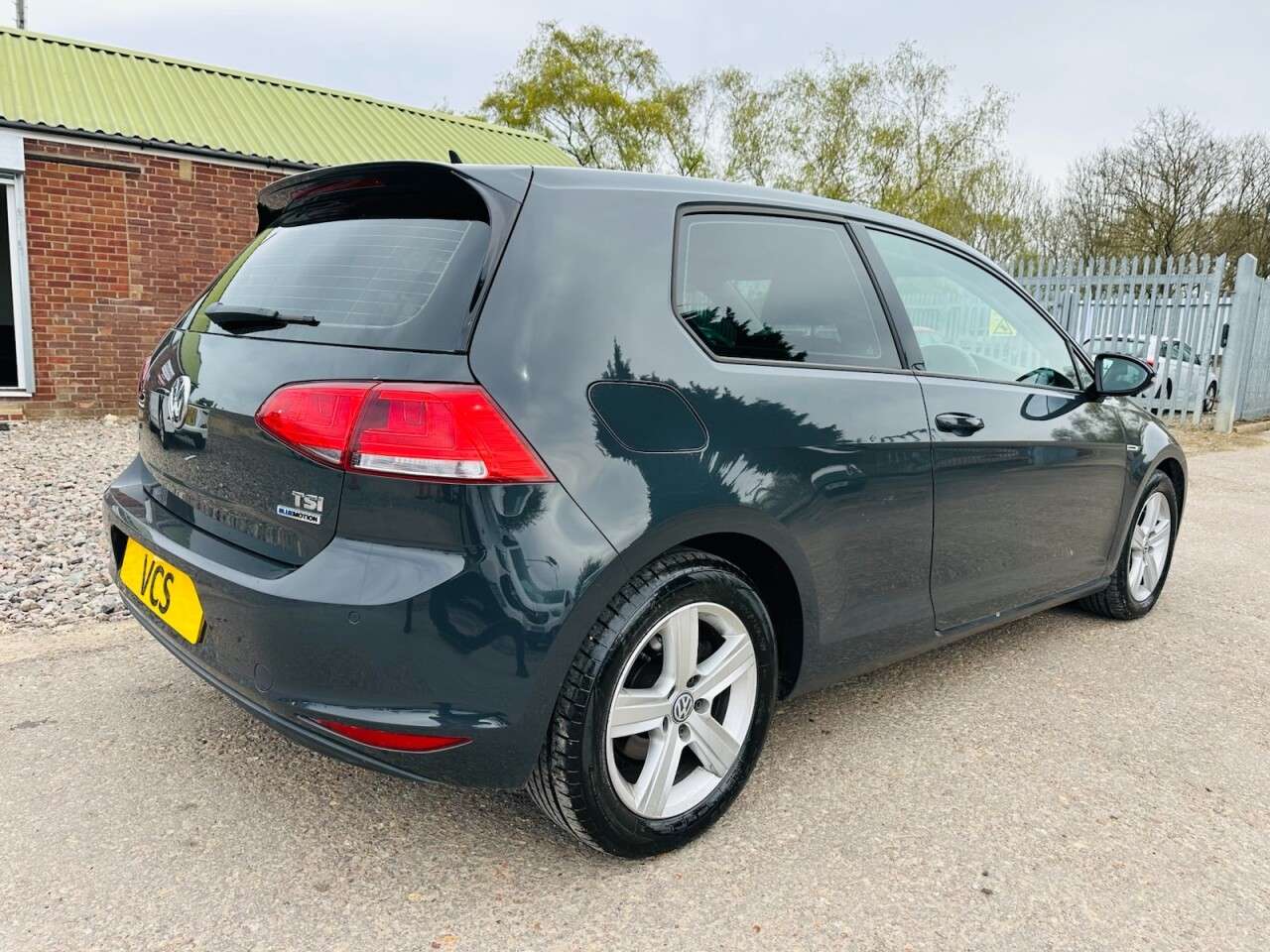 2016 VOLKSWAGEN GOLF 2016 VOLKSWAGEN GOLF