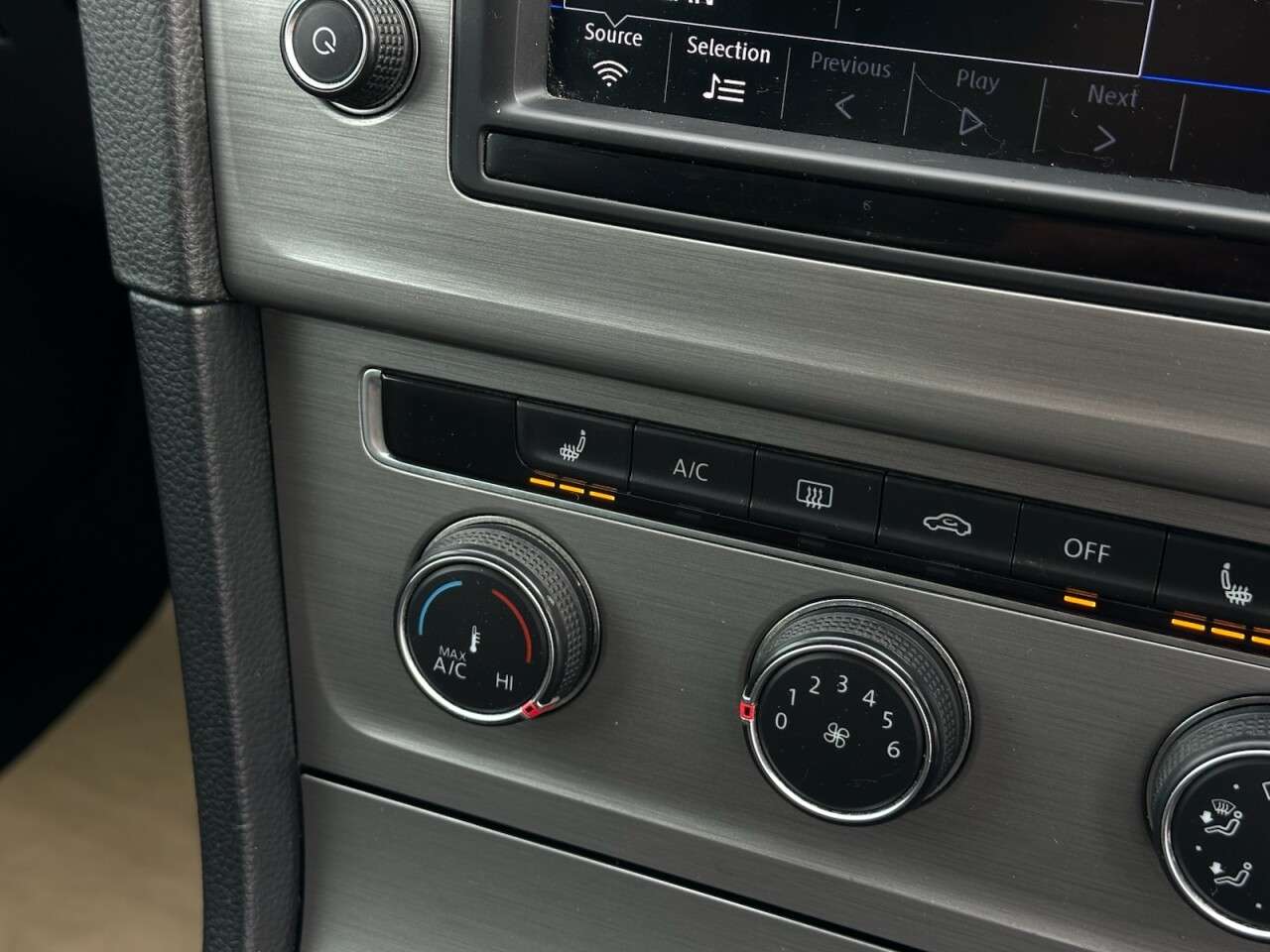 2016 VOLKSWAGEN GOLF 2016 VOLKSWAGEN GOLF