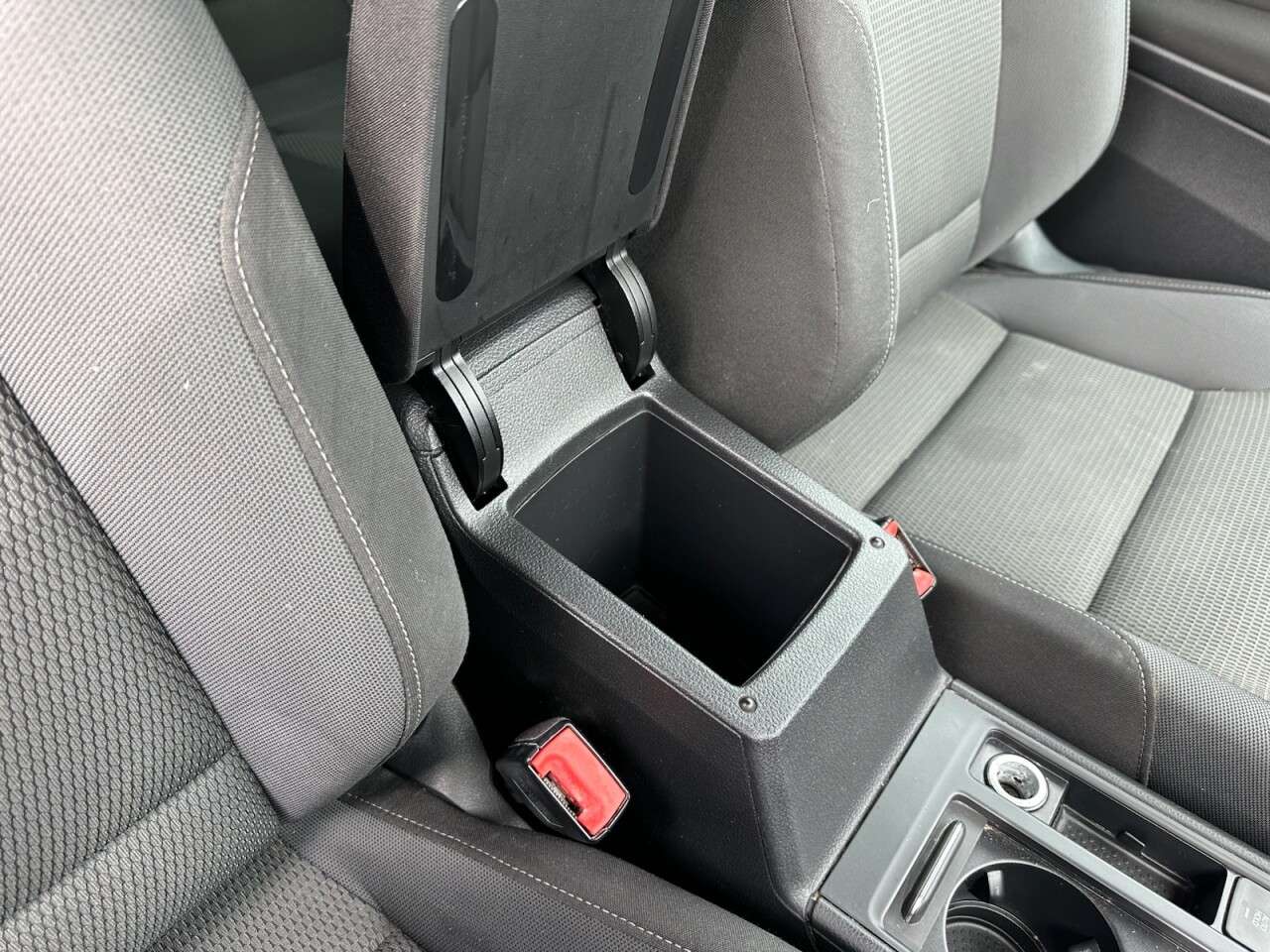 2016 VOLKSWAGEN GOLF 2016 VOLKSWAGEN GOLF