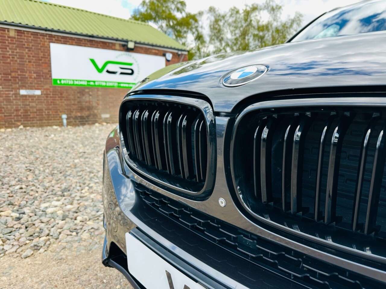 A 2013 BMW X5 3.0 30d SE SUV 5dr Diesel Auto xDrive Euro 6 (s/s) (258 ps) A 2013 BMW X5 3.0 30d SE SUV 5dr Diesel Auto xDrive Euro 6 (s/s) (258 ps)