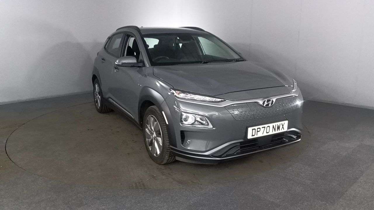 A 2020 HYUNDAI KONA 39kWh SE SUV 5dr Electric Auto (10.5kW Charger) (136 ps) A 2020 HYUNDAI KONA 39kWh SE SUV 5dr Electric Auto (10.5kW Charger) (136 ps)