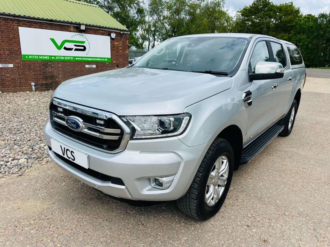 A 2022 FORD RANGER 2.0 EcoBlue Limited Pickup Double Cab 4dr Diesel Auto 4WD Euro 6 (s/s) (170 A 2022 FORD RANGER 2.0 EcoBlue Limited Pickup Double Cab 4dr Diesel Auto 4WD Euro 6 (s/s) (170